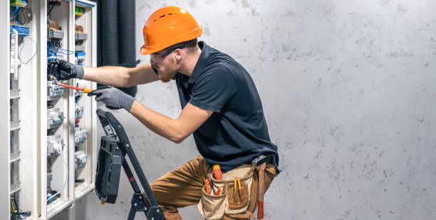 Best Emergency Electrical Repair  in Riverview, FL